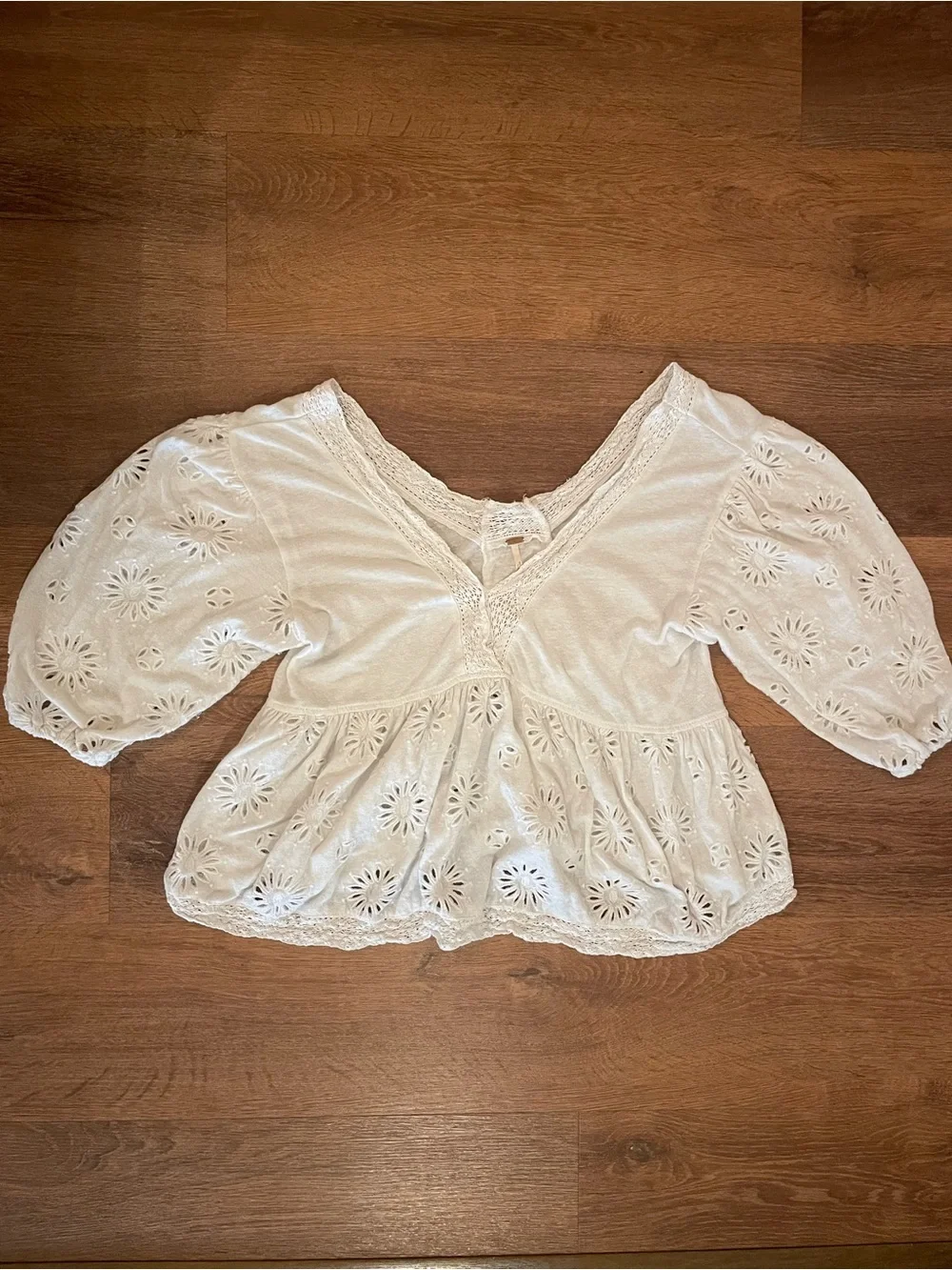 Free People White Med Sweeter Side Boho Eyelet Cottagecore Festival Puff Sleeve